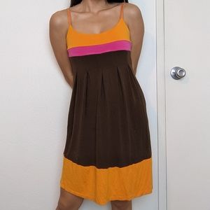 Colorblock pleated dress